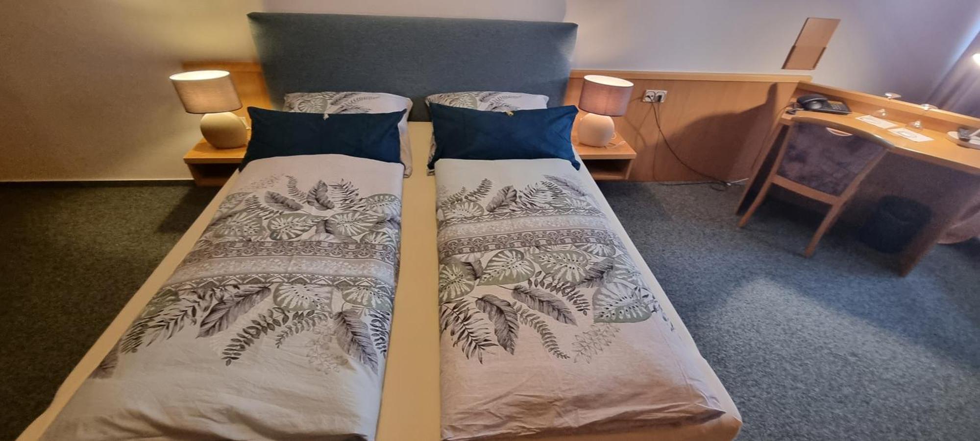 Hotel Alt Oesselse Sarstedt Room photo