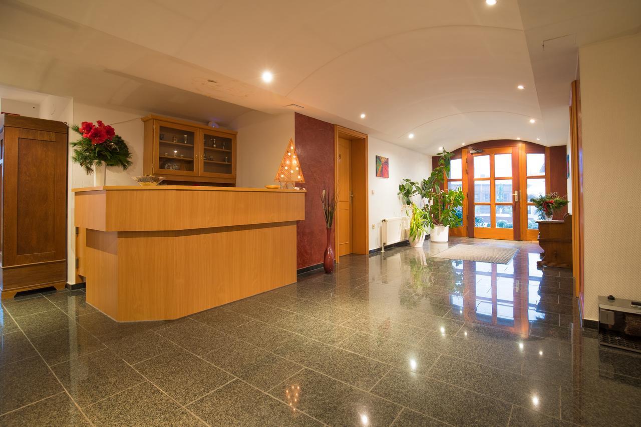 Hotel Alt Oesselse Sarstedt Exterior photo